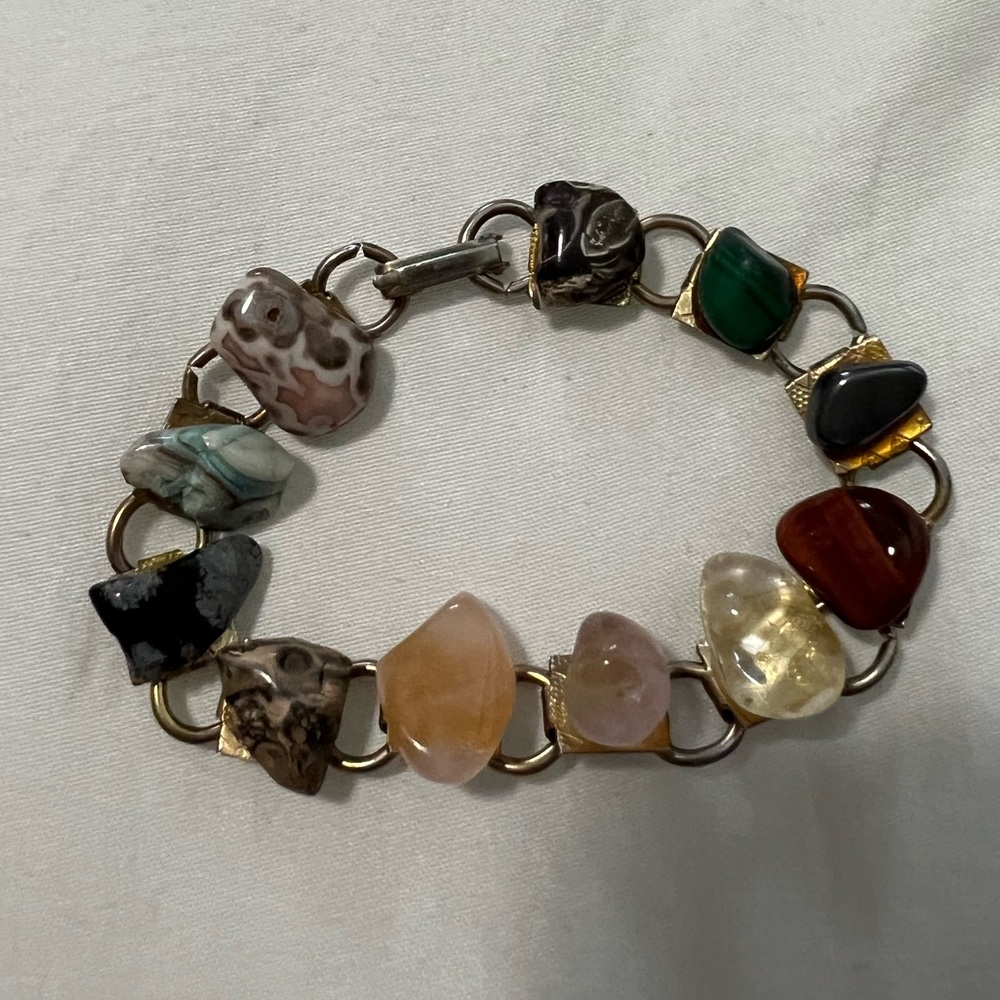 Colorful stones bracelet
